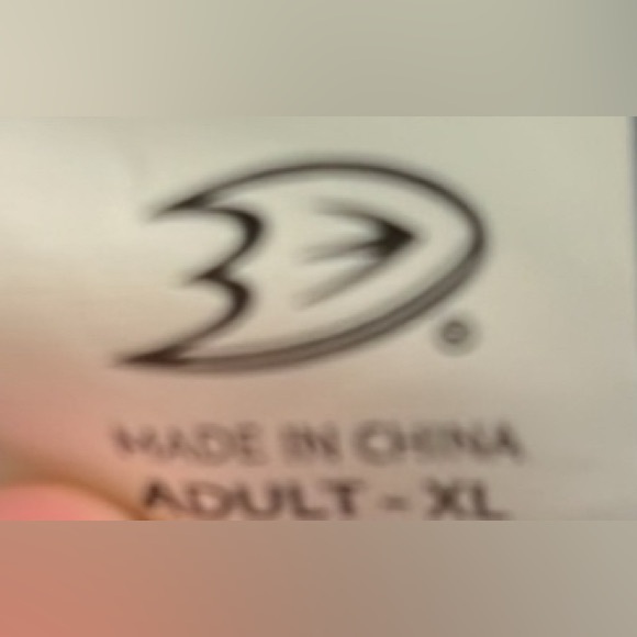 New WithOut Tags Anaheim Ducks Button Up Short Sleeve. - Picture 5 of 12